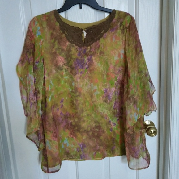 Sundance Tops - Sundance Silk Abstract Top